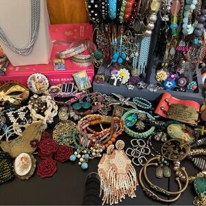 Unlisted Jewelry 3/7/26 Posh Show 1